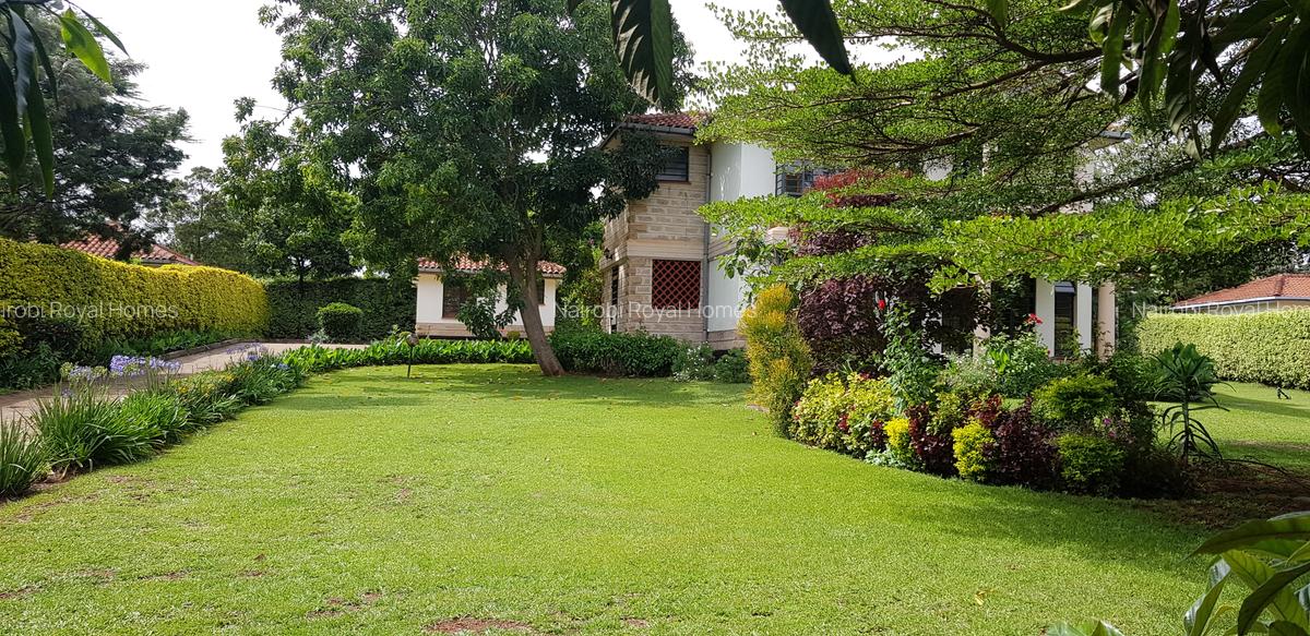 4 Bed House with En Suite at Rosslyn Redhil - 9