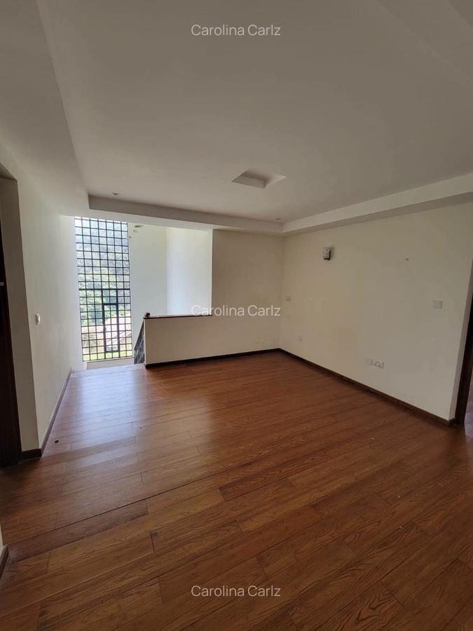 4 Bed Villa with En Suite in Kitisuru - 12
