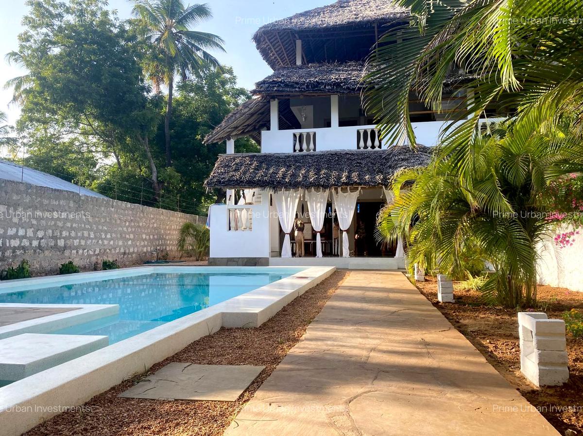 3 Bed House with En Suite at Garoda - Watamu - 1