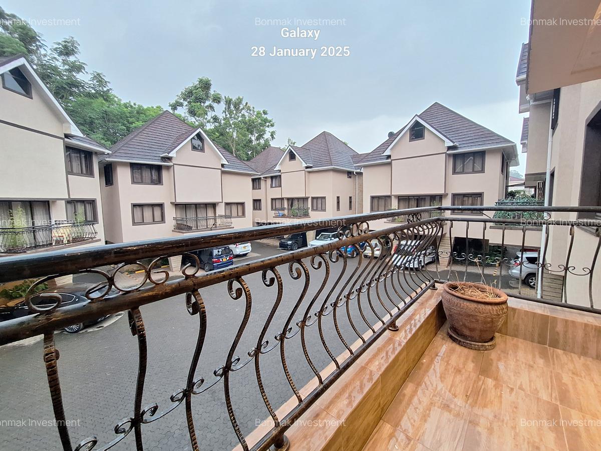 4 Bed Townhouse with En Suite at Off James Gichuru - 5