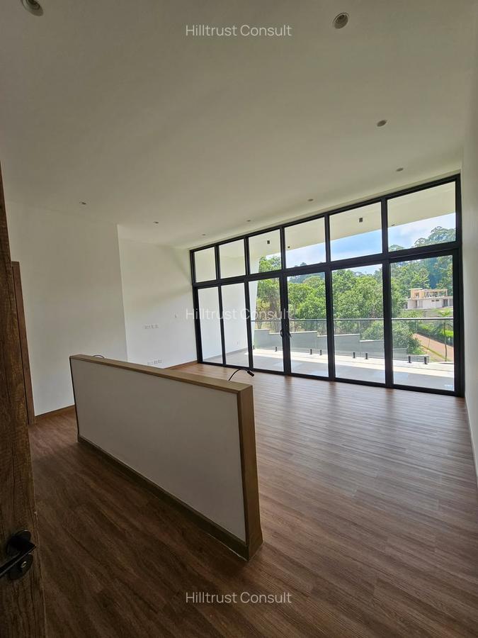 5 Bed House with En Suite in Nyari - 5