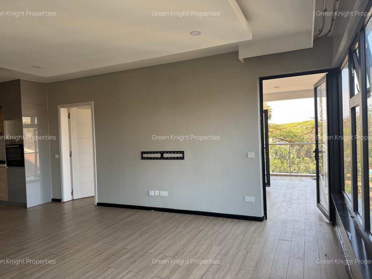 Serviced 2 Bed Apartment with En Suite in Lavington - 12