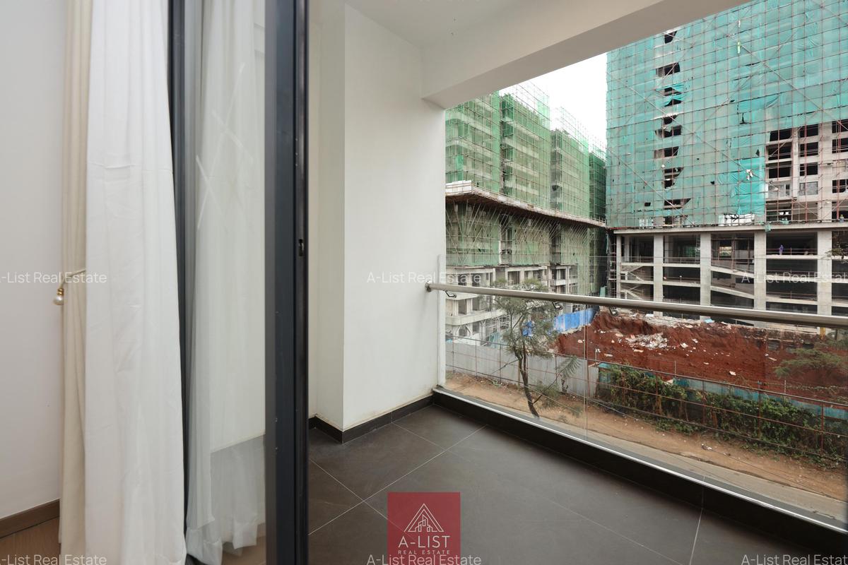 2 Bed Apartment with Swimming Pool at Brookside Grove - 15