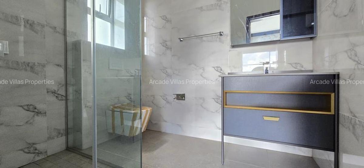 2 Bed Apartment with En Suite in Riverside - 4