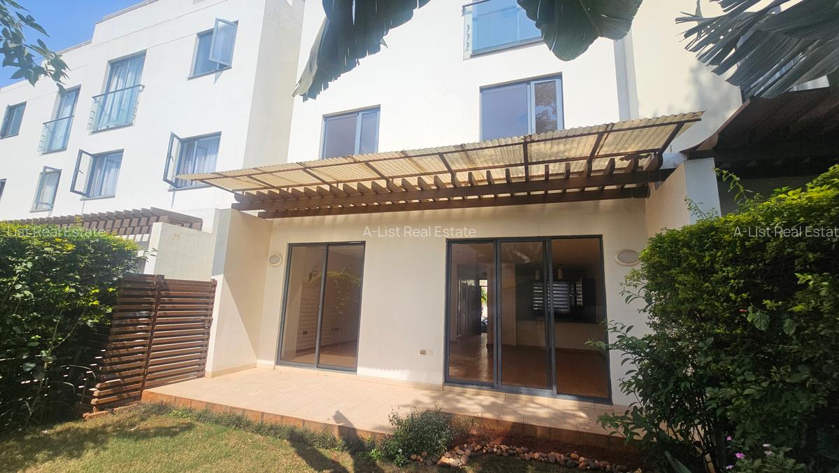 4 Bed Townhouse with En Suite at Garden City - 3