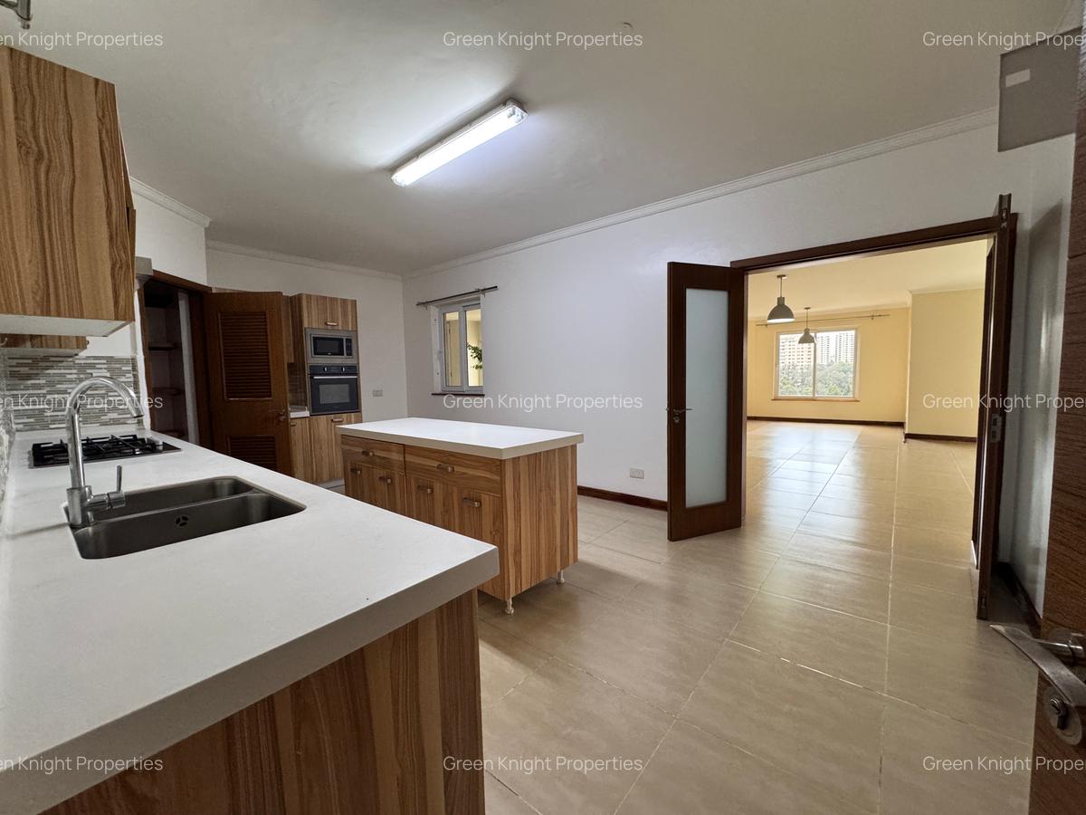 Serviced 3 Bed Apartment with En Suite in Lavington - 1