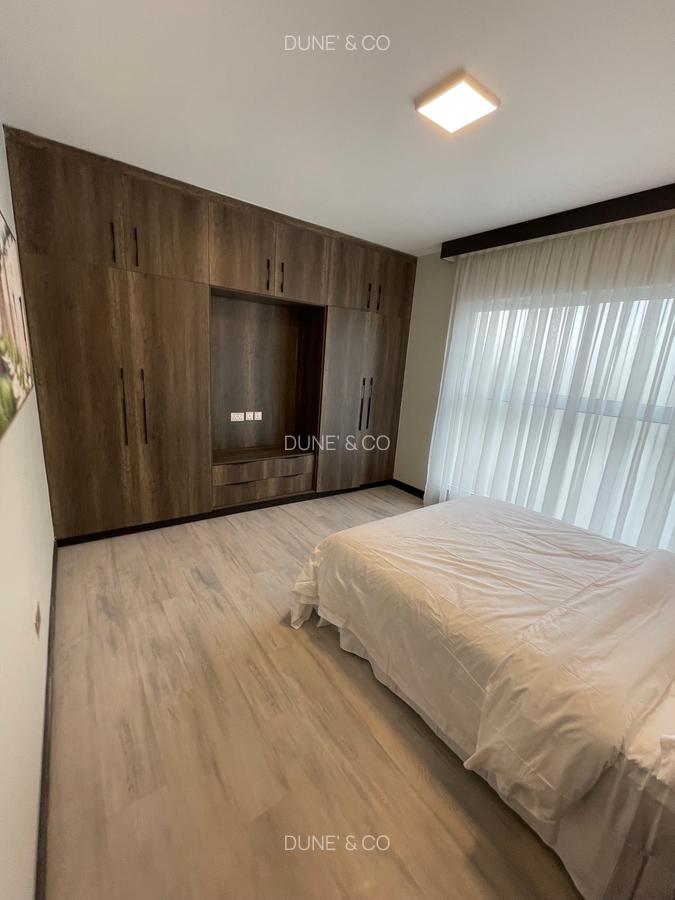 Serviced 2 Bed Apartment with En Suite in Riverside - 10