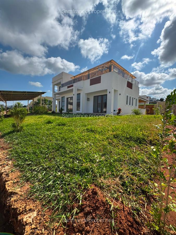 4 Bed Villa with En Suite at Pazuri - 3
