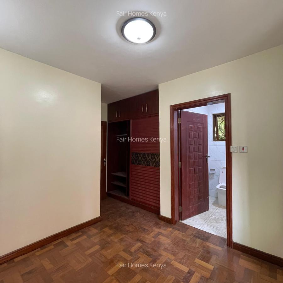 5 Bed Townhouse with En Suite at Othaya Road - 8
