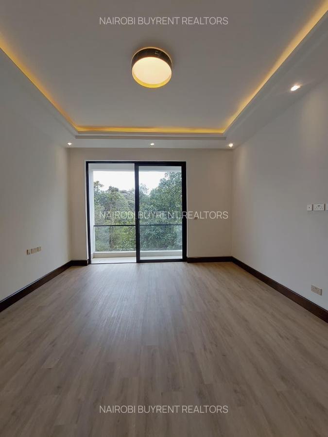 5 Bed House with En Suite at Peponi - 5
