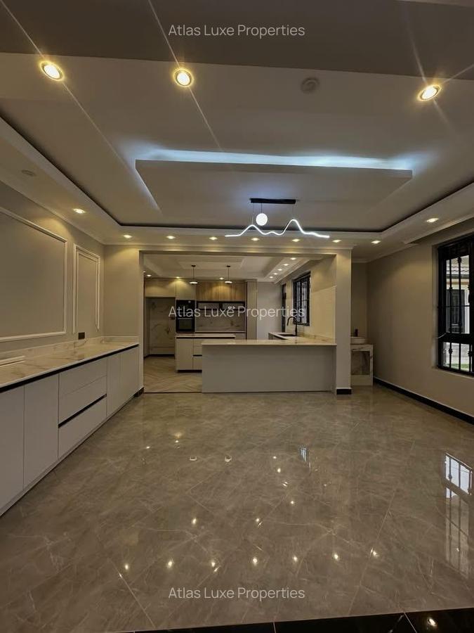 6 Bed Townhouse with En Suite in Runda - 3