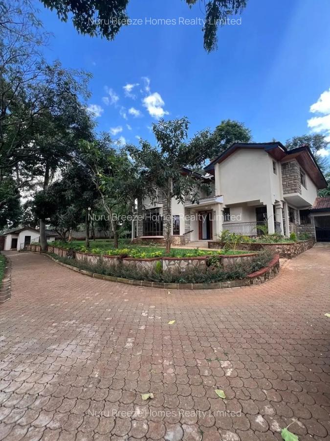 5 Bed House with En Suite in Runda - 20