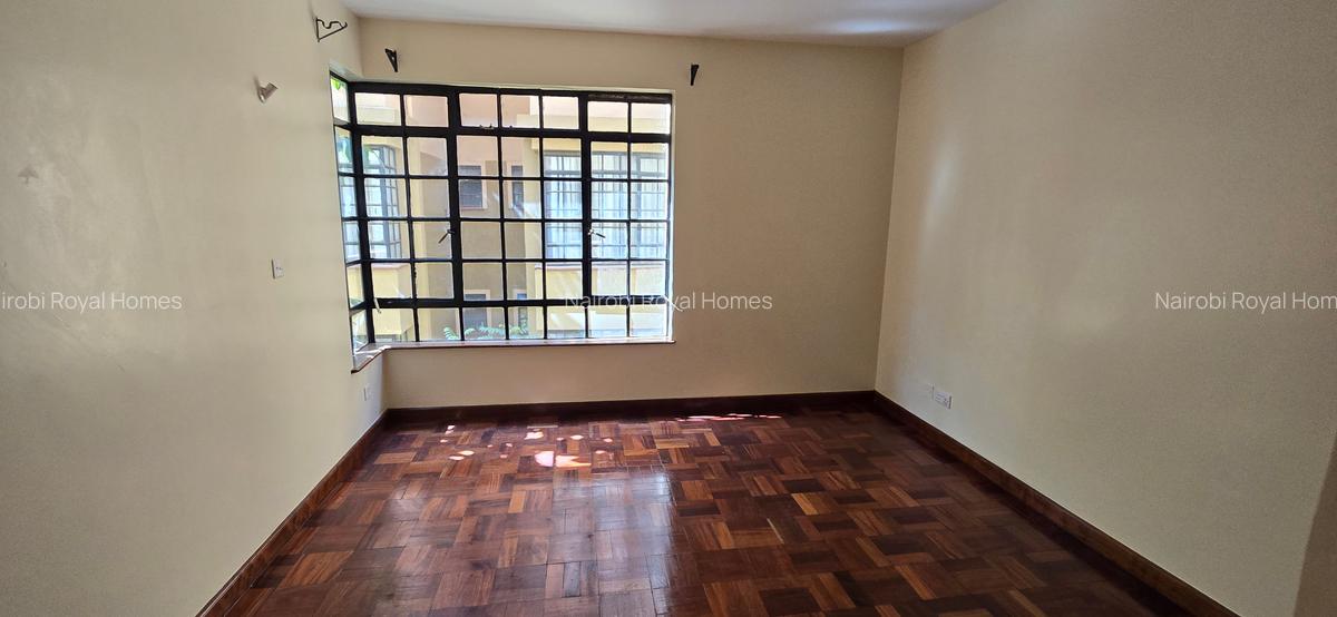 2 Bed Apartment with En Suite at Riverside Drive - 8