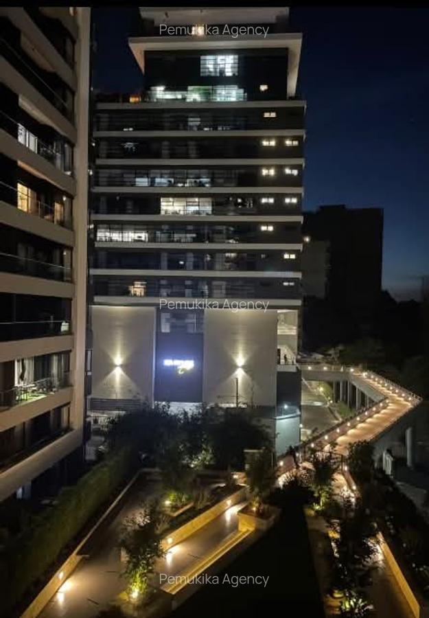 Serviced 1 Bed Apartment with En Suite in Riverside - 4