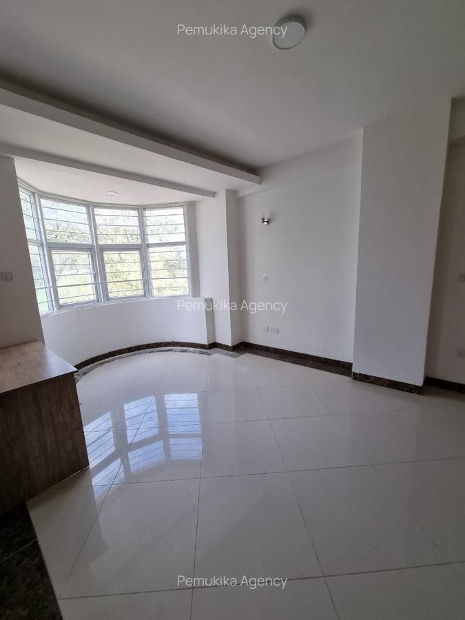 3 Bed House with En Suite at Lavigton Road - 5