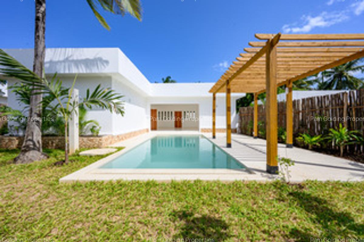2 Bed Villa with En Suite at Turtle Bay Road - 1