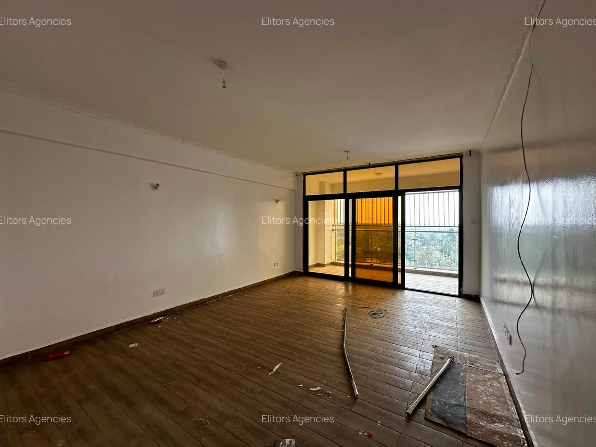 3 Bed Apartment with En Suite at 6Th Parklands Avenue - 6