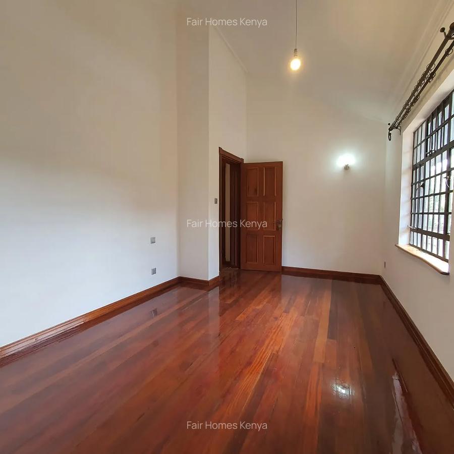 4 Bed Townhouse with En Suite at Peponi Road - 8