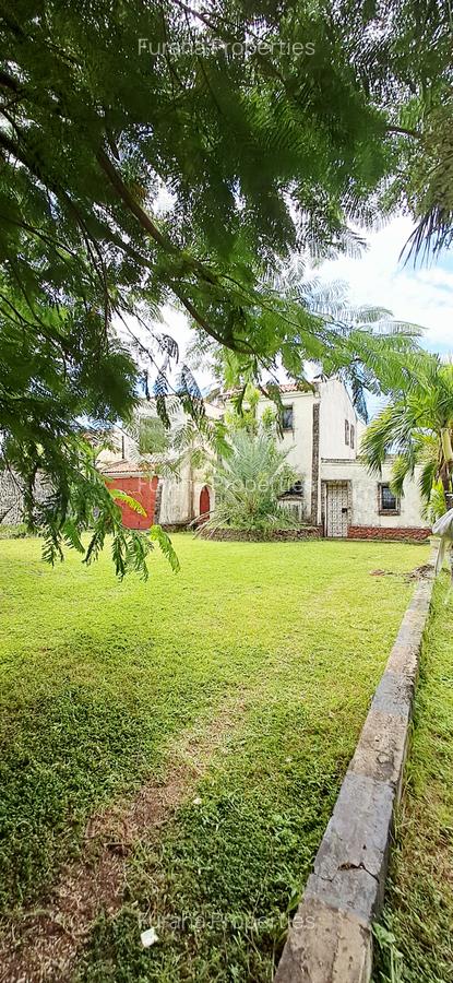 4 Bed House with En Suite at Nyali - 11
