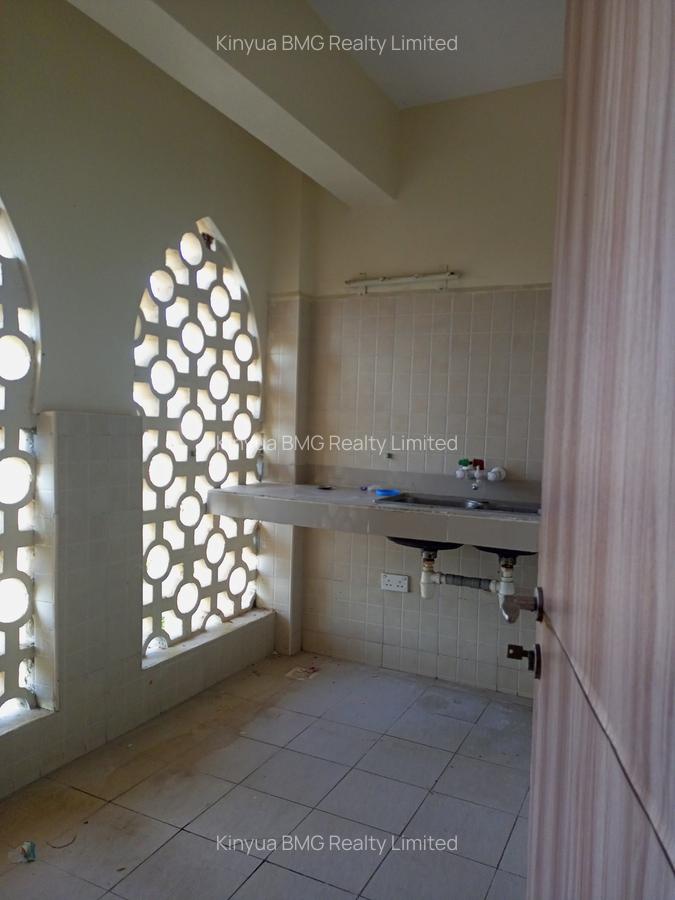 3 Bed Apartment with En Suite in Shanzu - 4