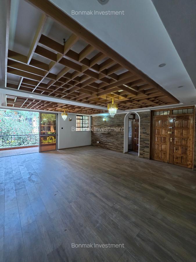 3 Bed Apartment with En Suite at Lavington Green - 7