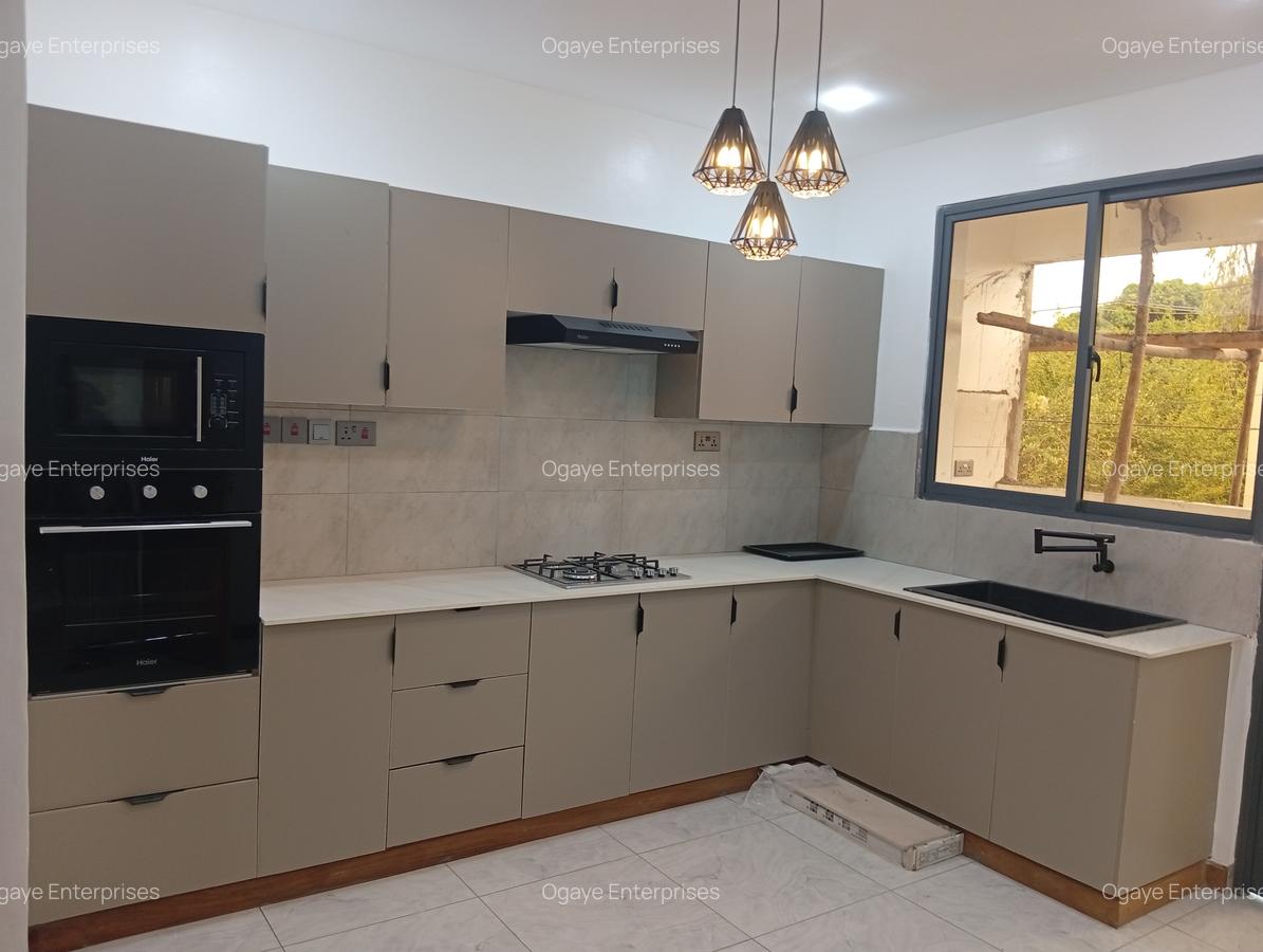 3 Bed Apartment with En Suite at Bombolulu - 2