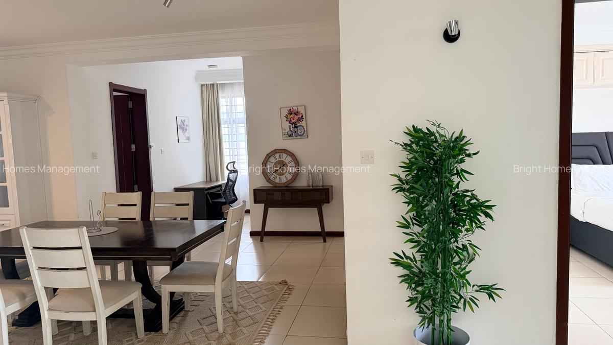 Serviced 3 Bed Apartment with En Suite in Westlands Area - 16