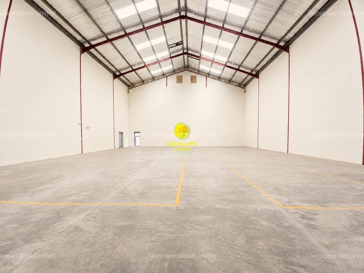 10,320 ft² Warehouse with Fibre Internet in Industrial Area - 1