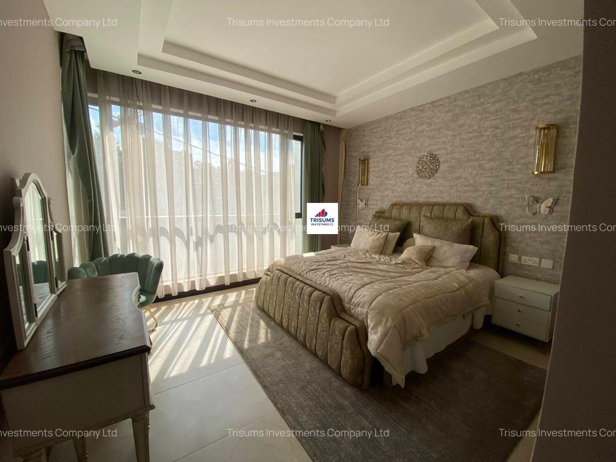 3 Bed Apartment with En Suite in Riverside - 7