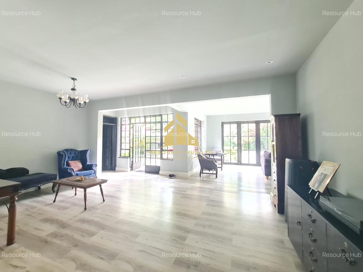 4 Bed House with En Suite at Nyari - 5