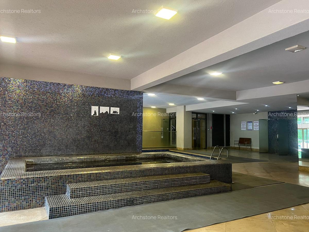 3 Bed Apartment with En Suite in Parklands - 6