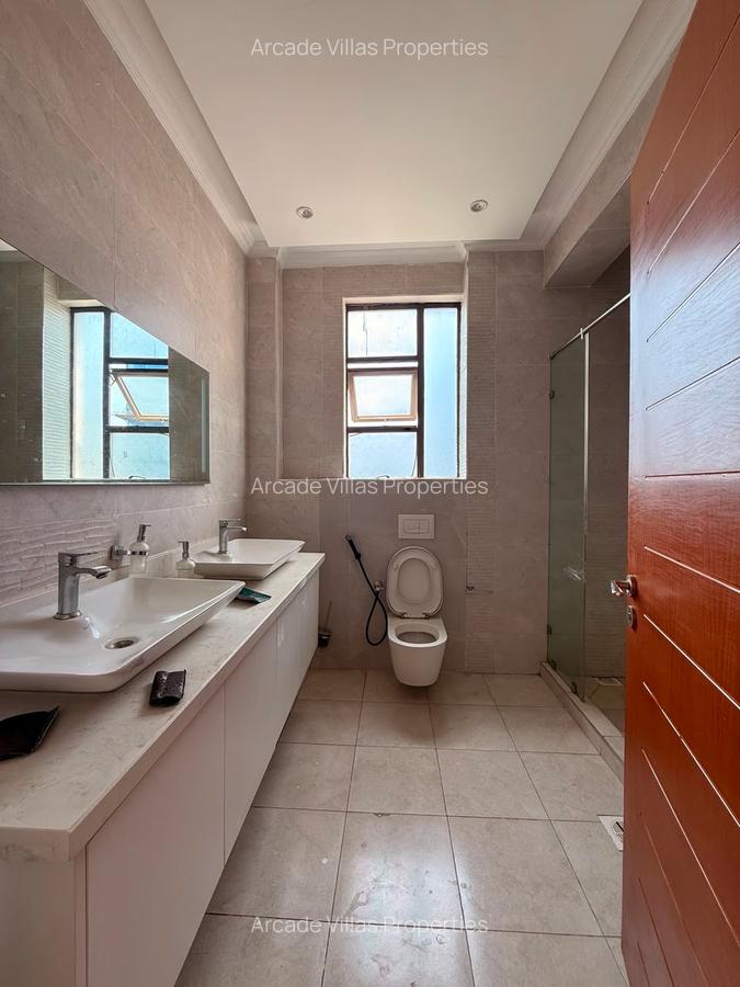 3 Bed Apartment with En Suite in Kileleshwa - 16