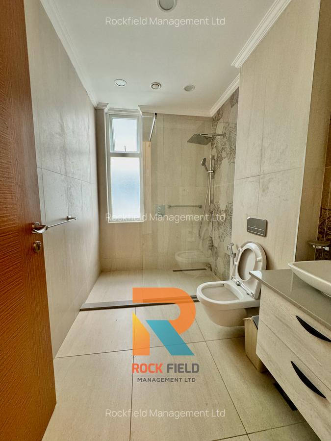 Furnished 2 Bed Apartment with En Suite in Parklands - 6
