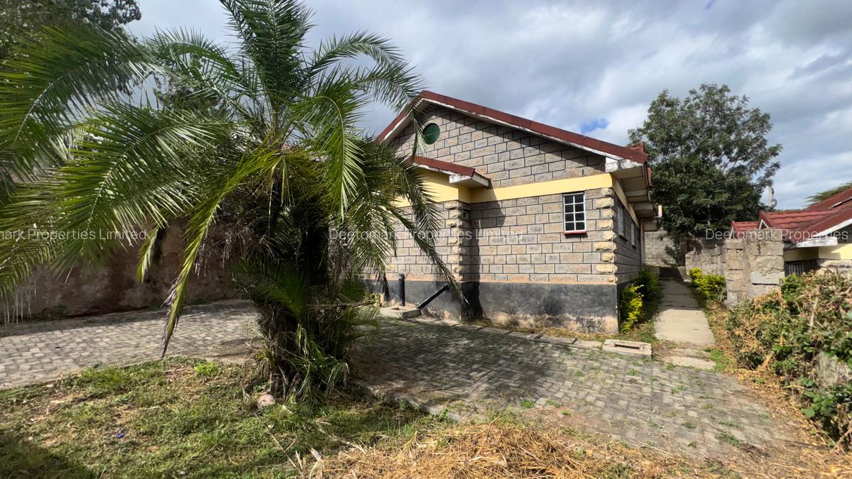 3 Bed House with En Suite at G56 - 3