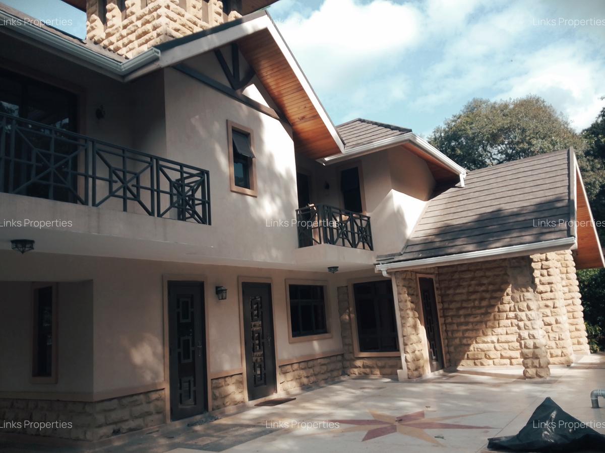 4 Bed Townhouse with En Suite at Karen - 6