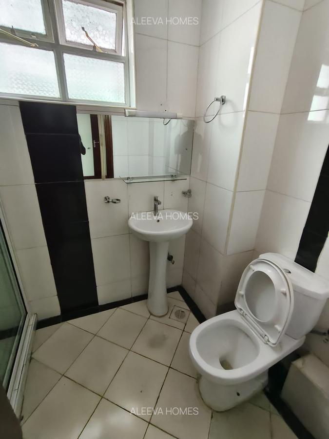 1 Bed Apartment with Gym in Westlands Area - 12