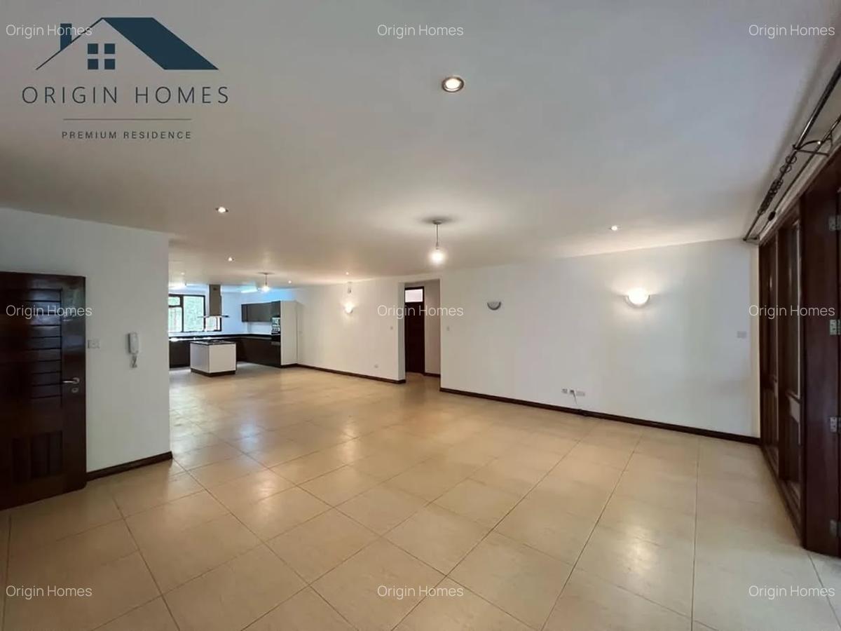 3 Bed Apartment with En Suite at Riverside Drive - 16