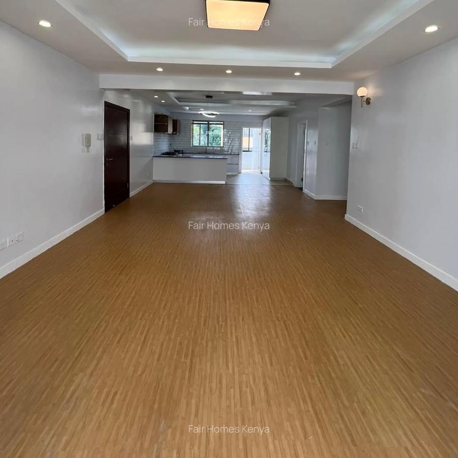 4 Bed Apartment with En Suite at Hatheru Road - 5