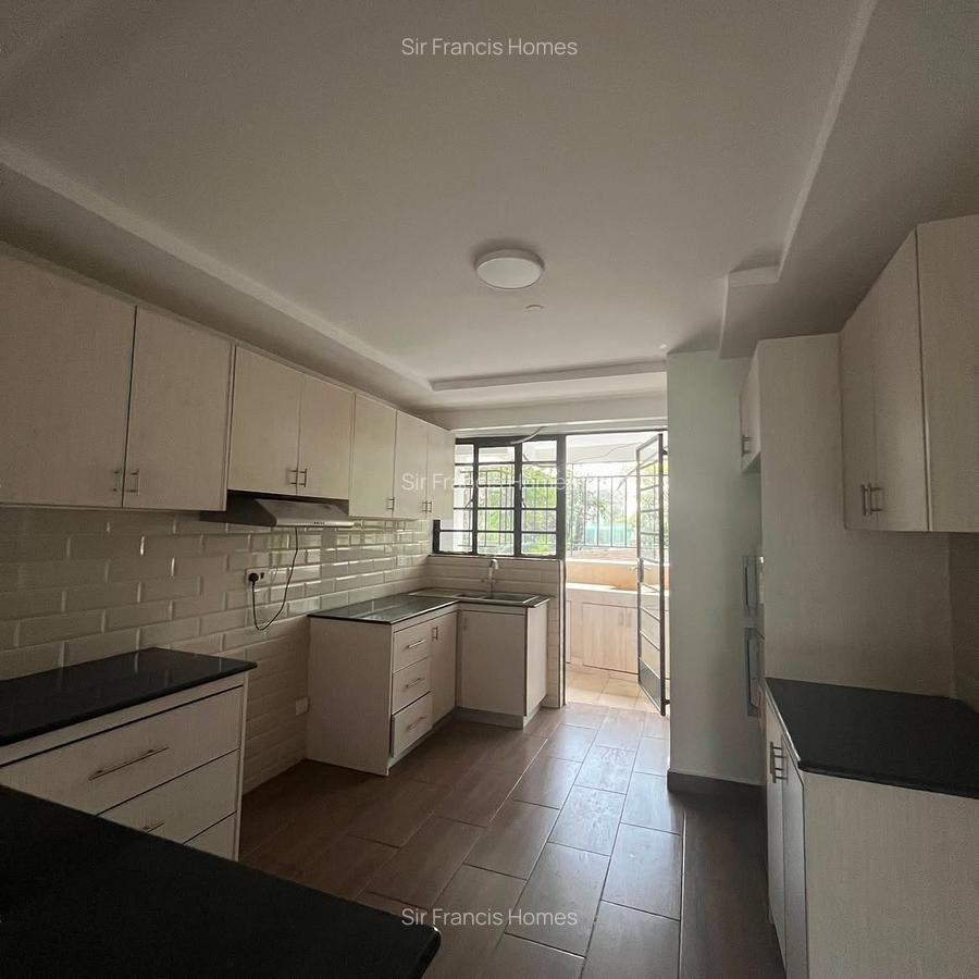 Serviced 3 Bed Apartment with En Suite in Riverside - 16