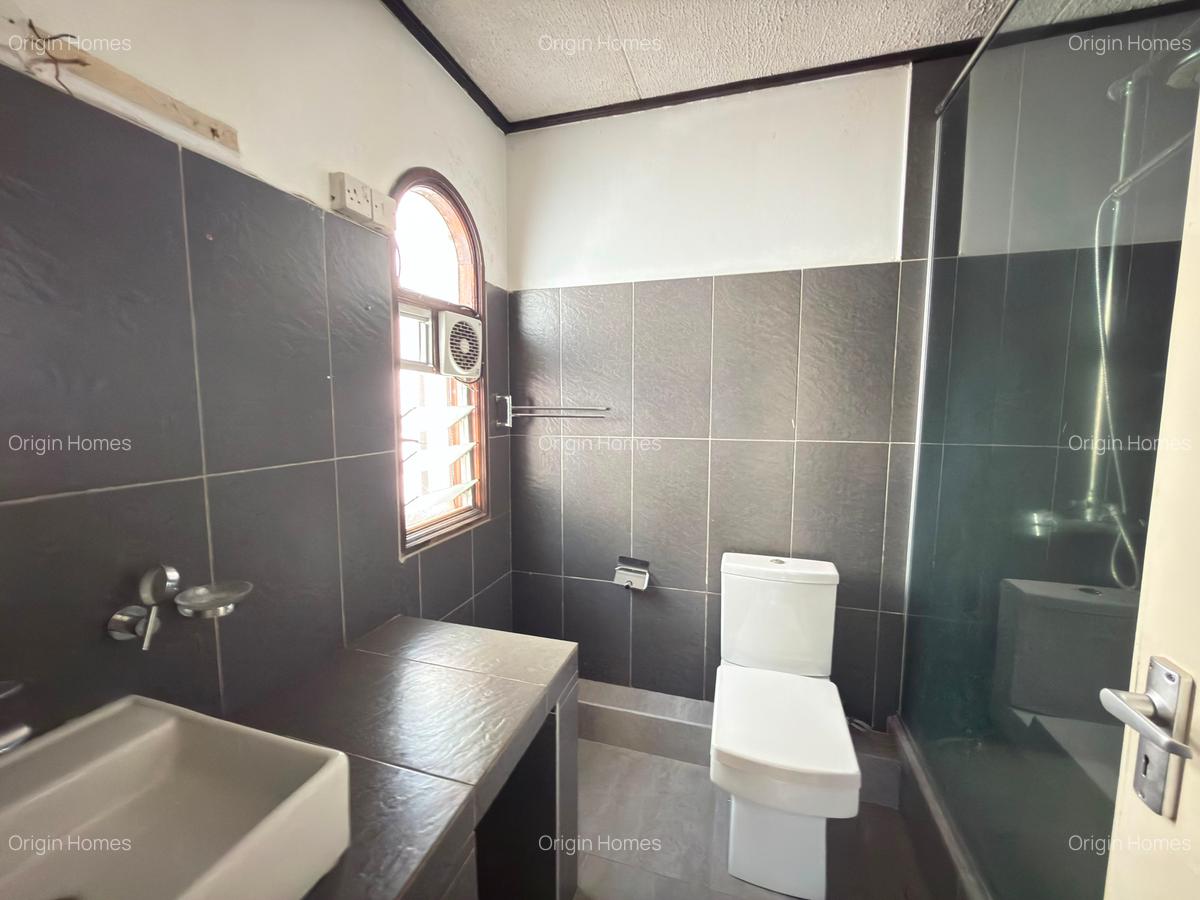 4 Bed Townhouse with En Suite at Kileleshwa - 13