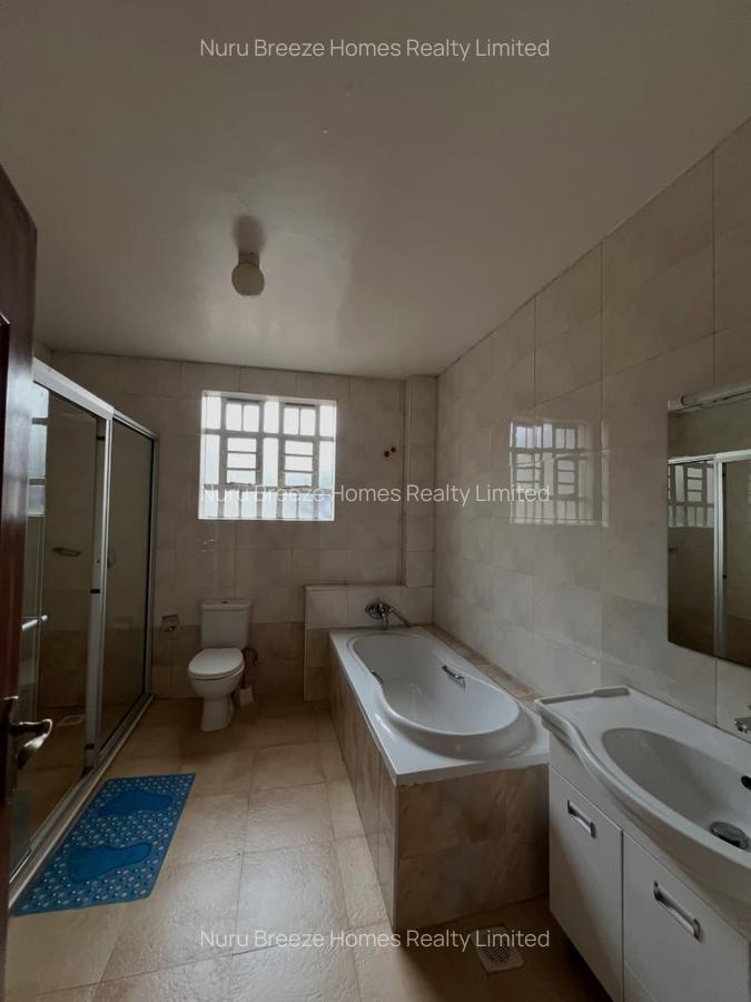 5 Bed House with En Suite in Runda - 5