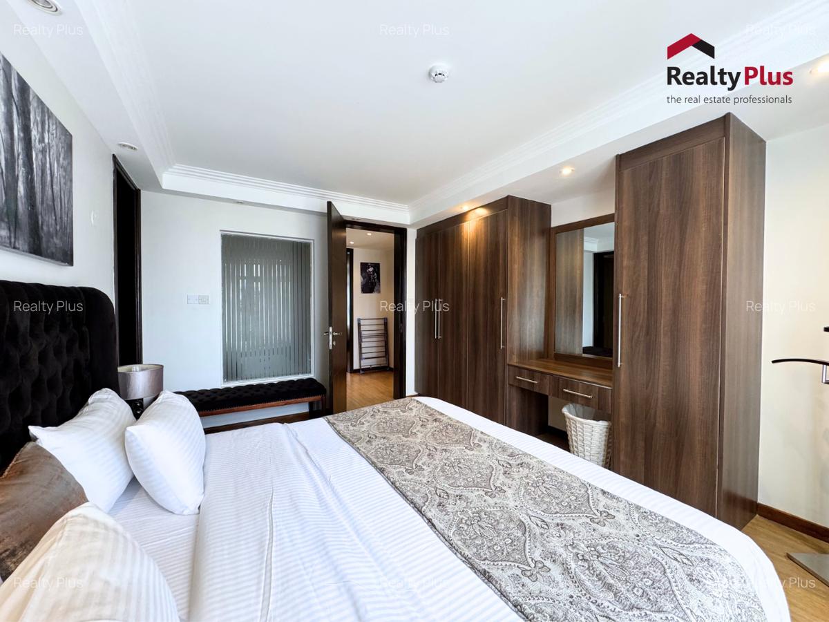 Serviced 2 Bed Apartment with En Suite at Dennis Pritt Road - 9