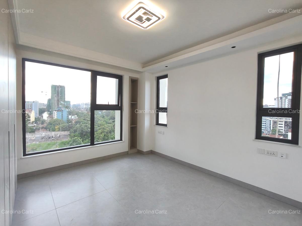 2 Bed Apartment with En Suite at Off Peponi Road - 10