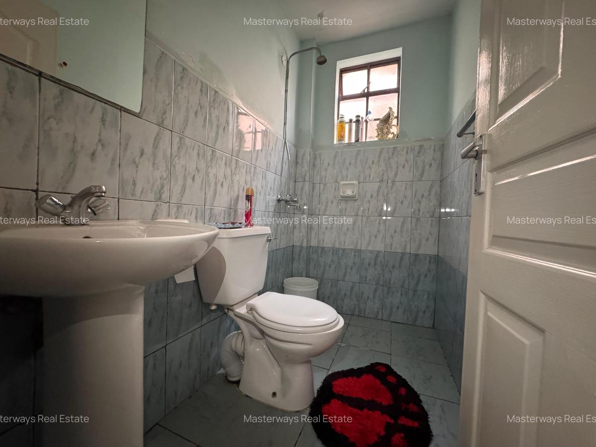 4 Bed House with En Suite in Komarock - 8