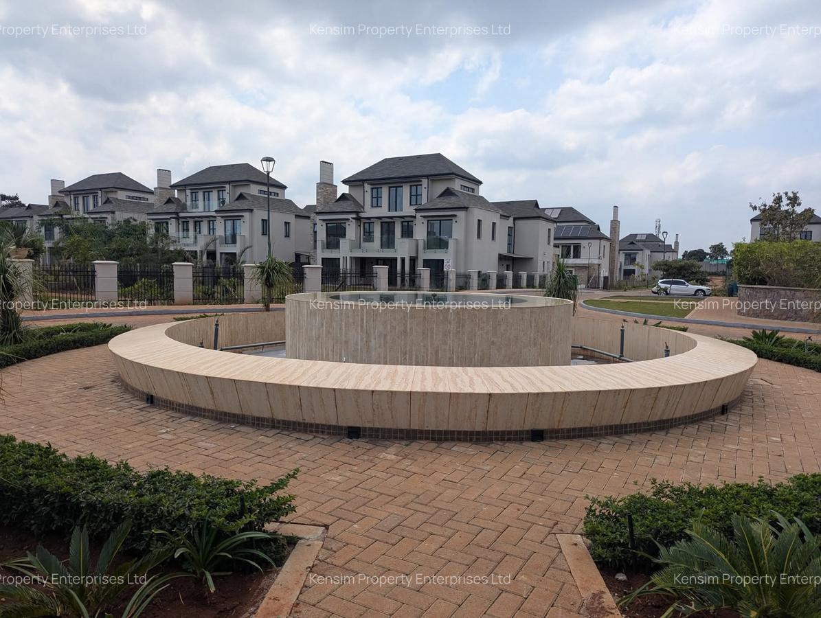 4 Bed Townhouse with En Suite in Runda - 1