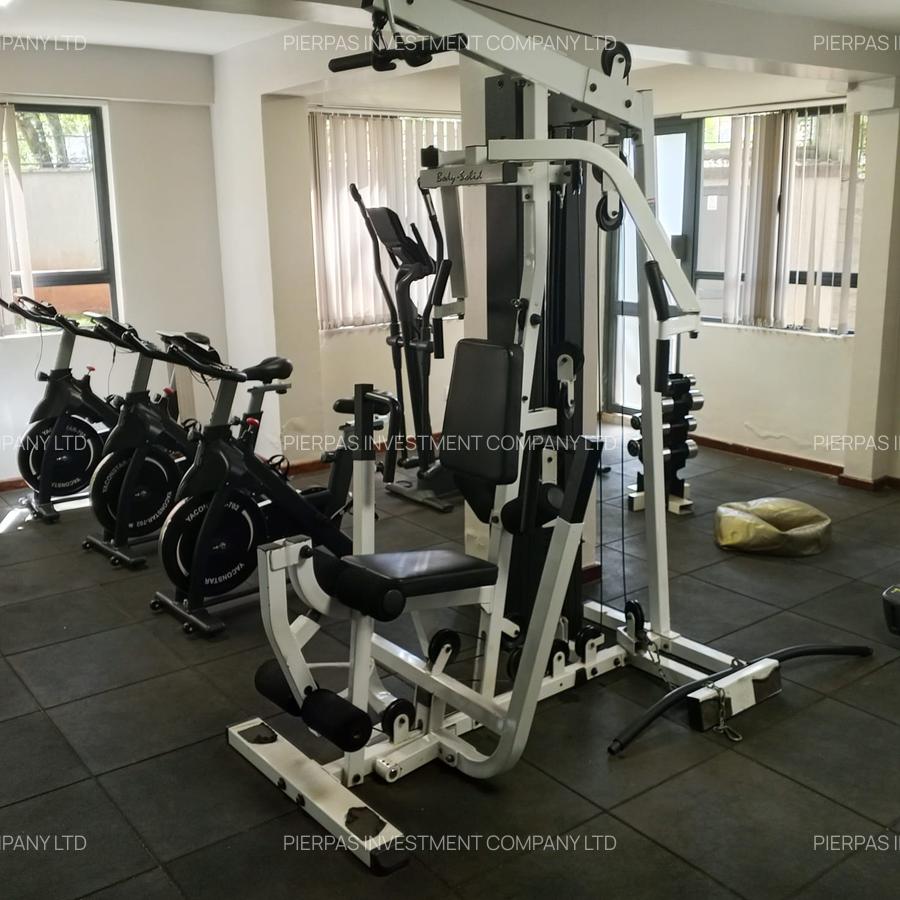 3 Bed Apartment with En Suite in Lavington - 4
