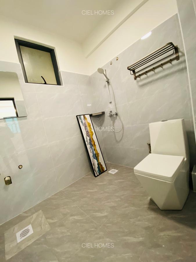 1 Bed Apartment with En Suite at Turbo Road - 12
