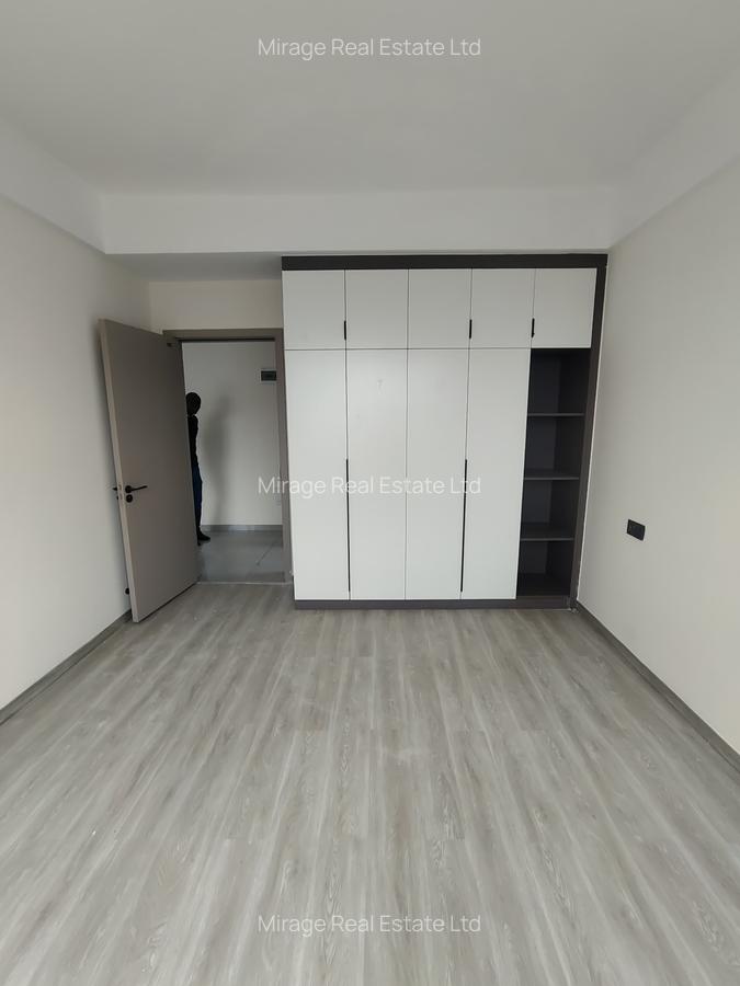 3 Bed Apartment with Swimming Pool in Kilimani - 13