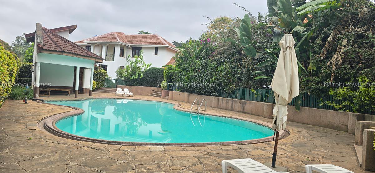 4 Bed Townhouse with En Suite at Convent Drive - 3