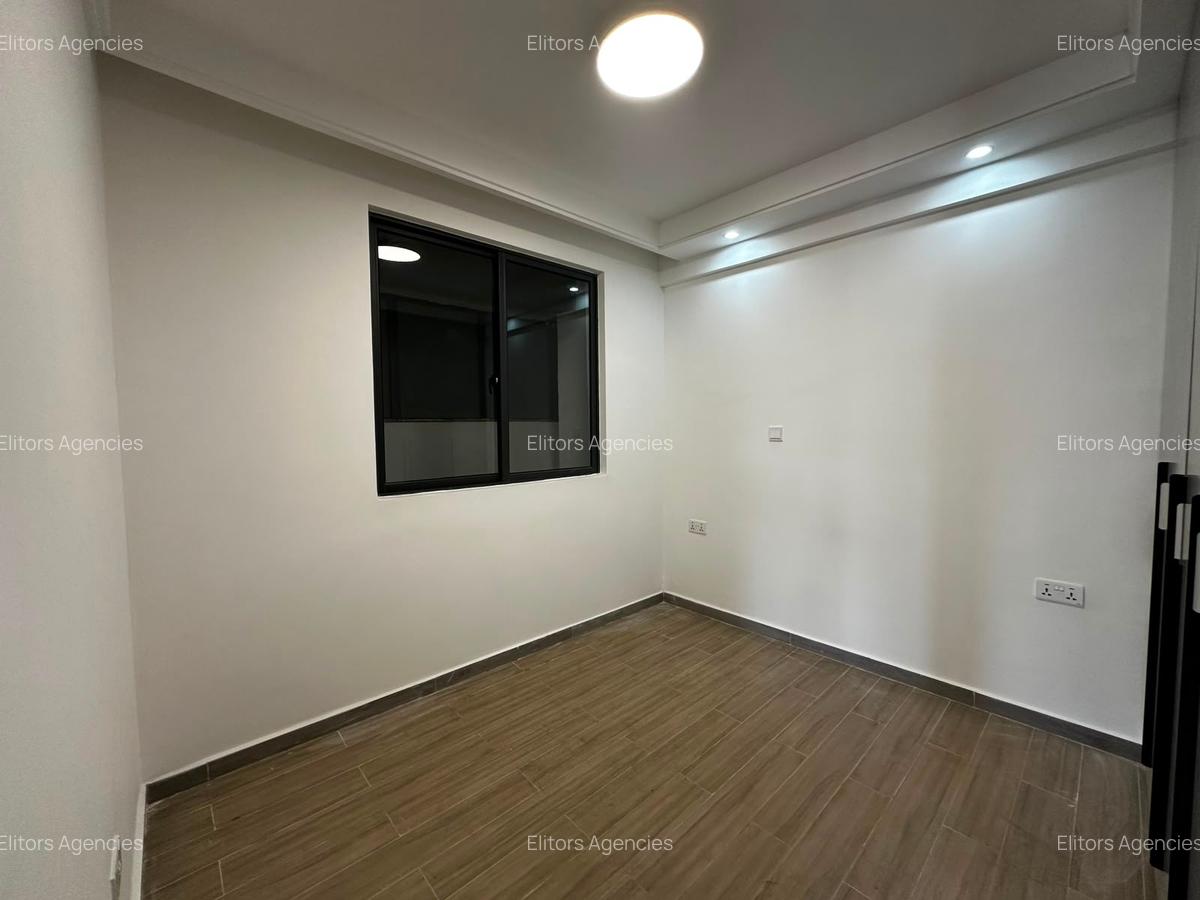 2 Bed Apartment with En Suite at Riverside Drive - 14